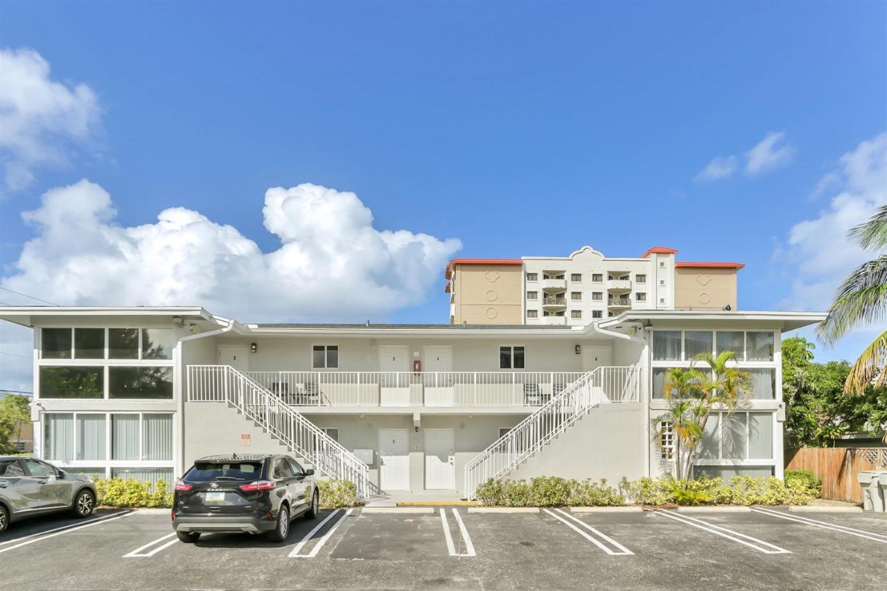 Bright Pompano Beach With Pool Access Luaran gambar